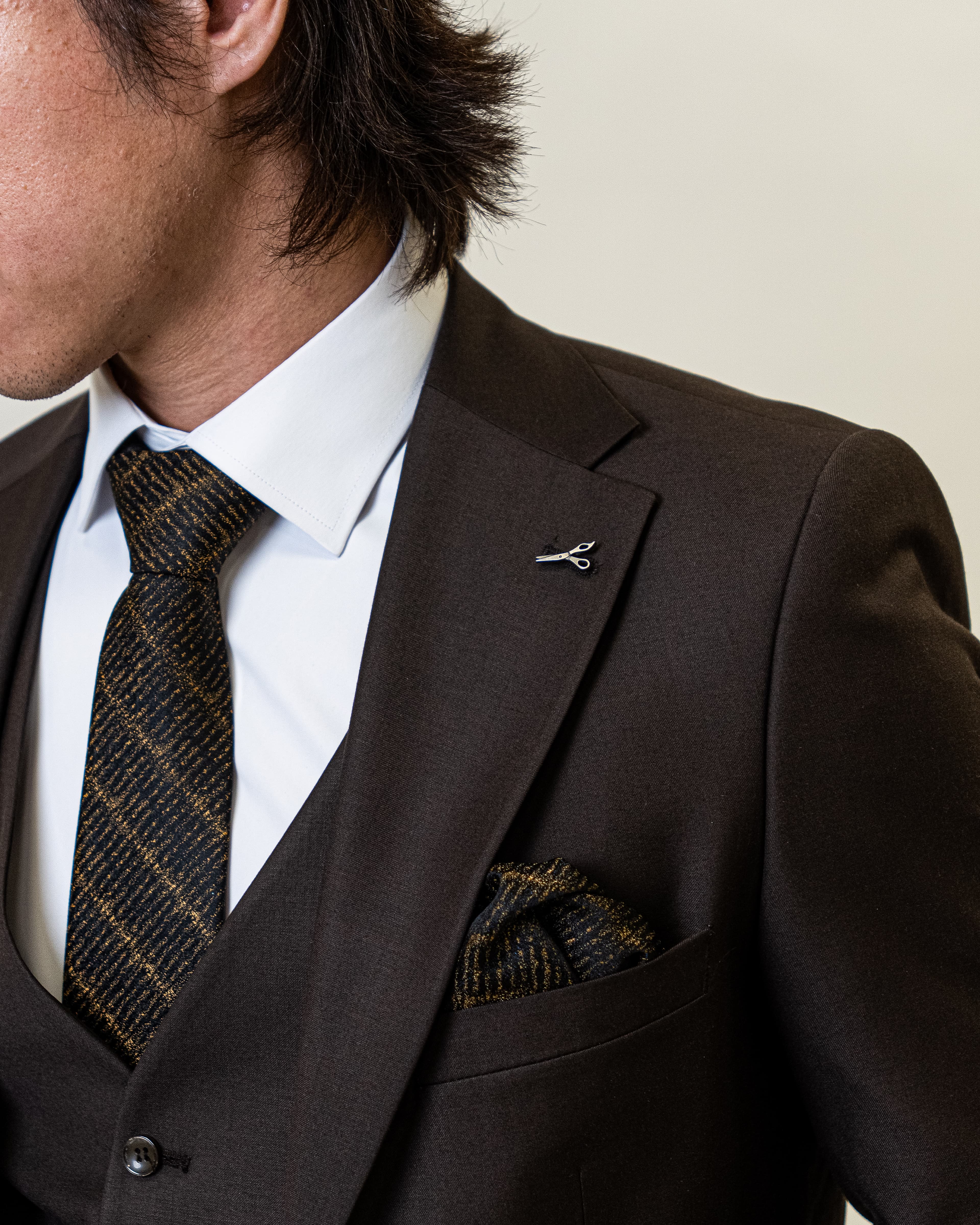 Brownsuit Lapel detail